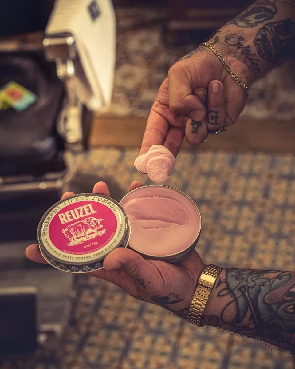Reuzel Extreme Hold Matte Pomade Special Pink Edition 113ml