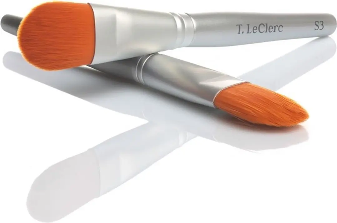 T.LeClerc Foundation Brush S3