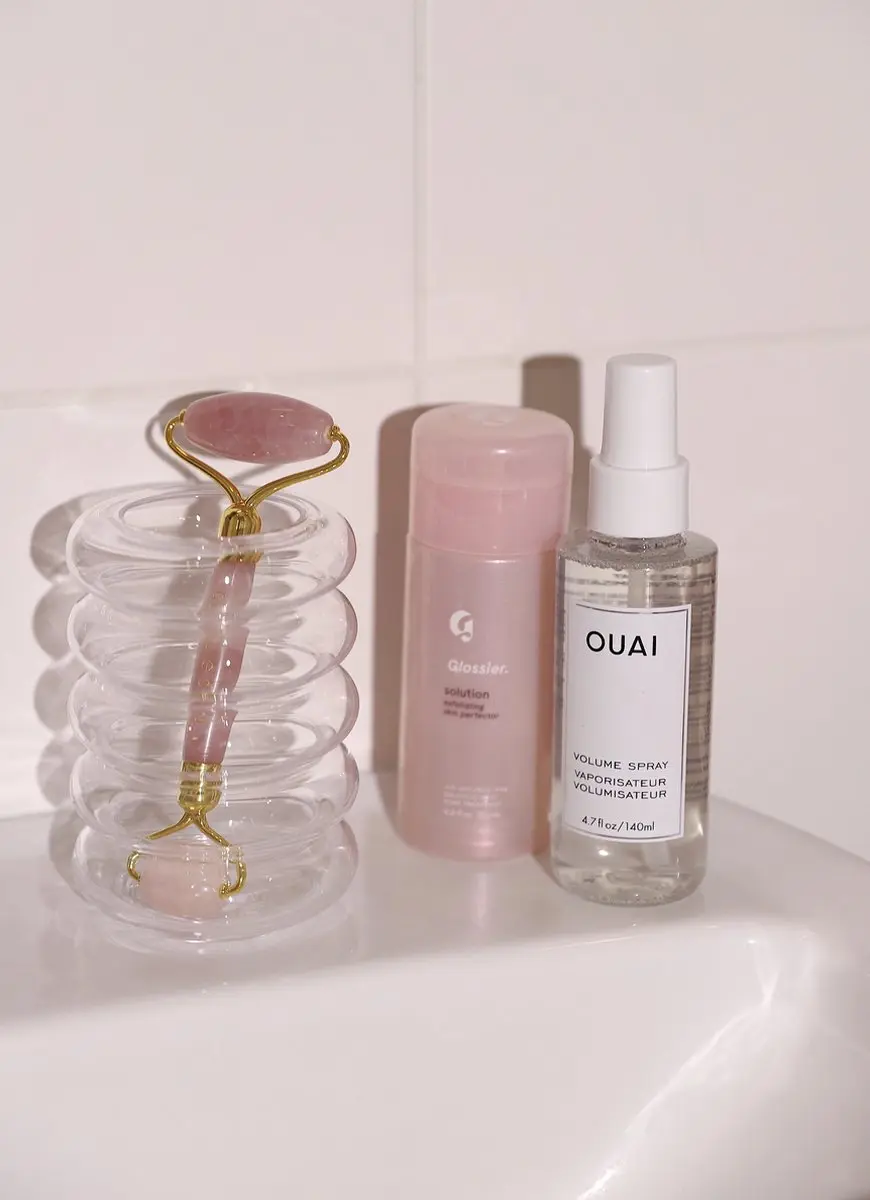 The Coucou Club Rose Quartz Roller