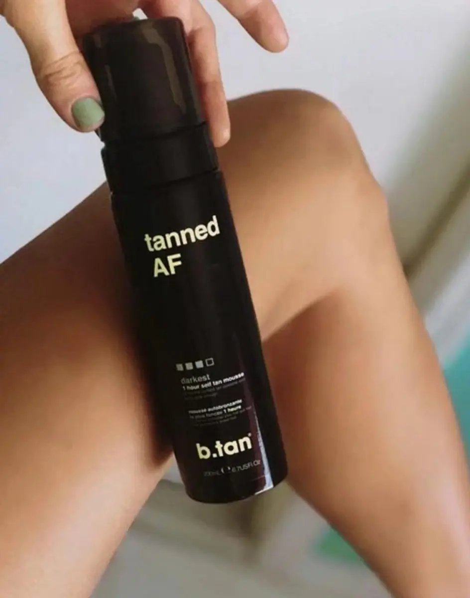 b.tan Tanned AF Zelfbruiningsmousse Donker 200ml