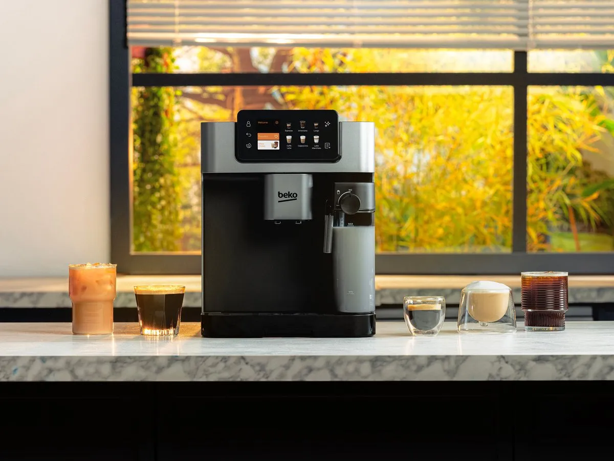 Beko CEG7348X Superautomatisch Koffiezetapparaat - 1350W - Zwart/Roestvrijstaal