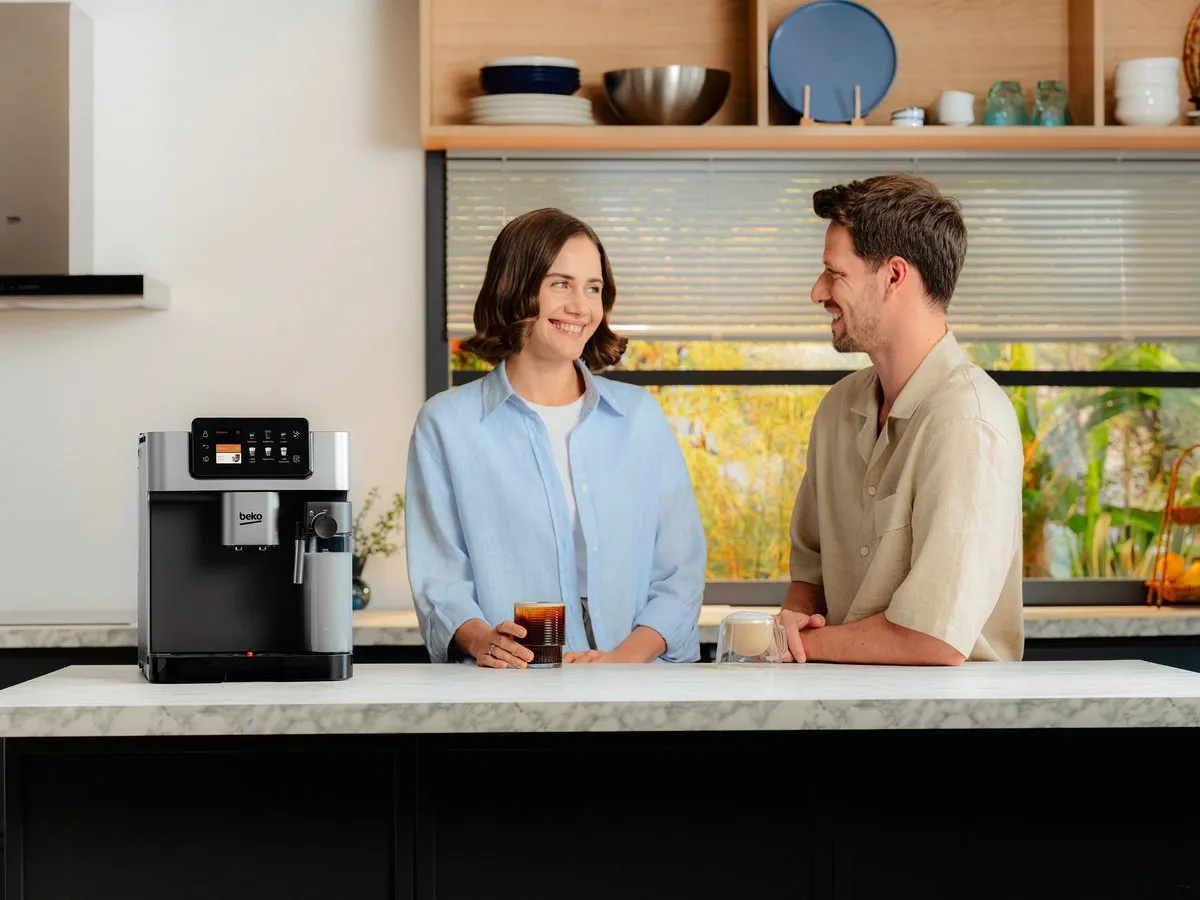 Beko CEG7348X Superautomatisch Koffiezetapparaat - 1350W - Zwart/Roestvrijstaal