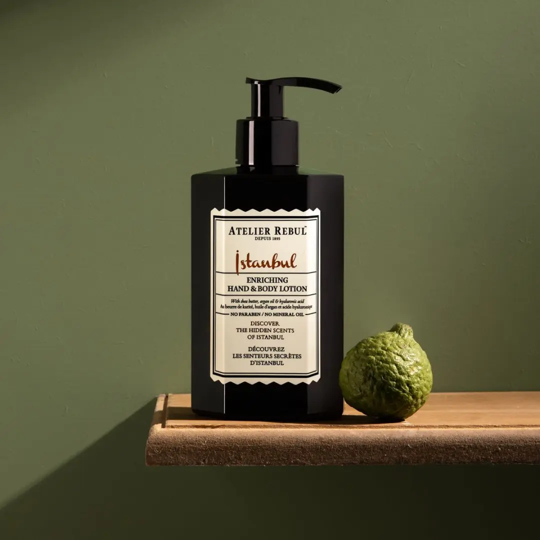 Atelier Rebul Istanbul Hand & Body Lotion 250ml - Houtige & Kruidige Geur