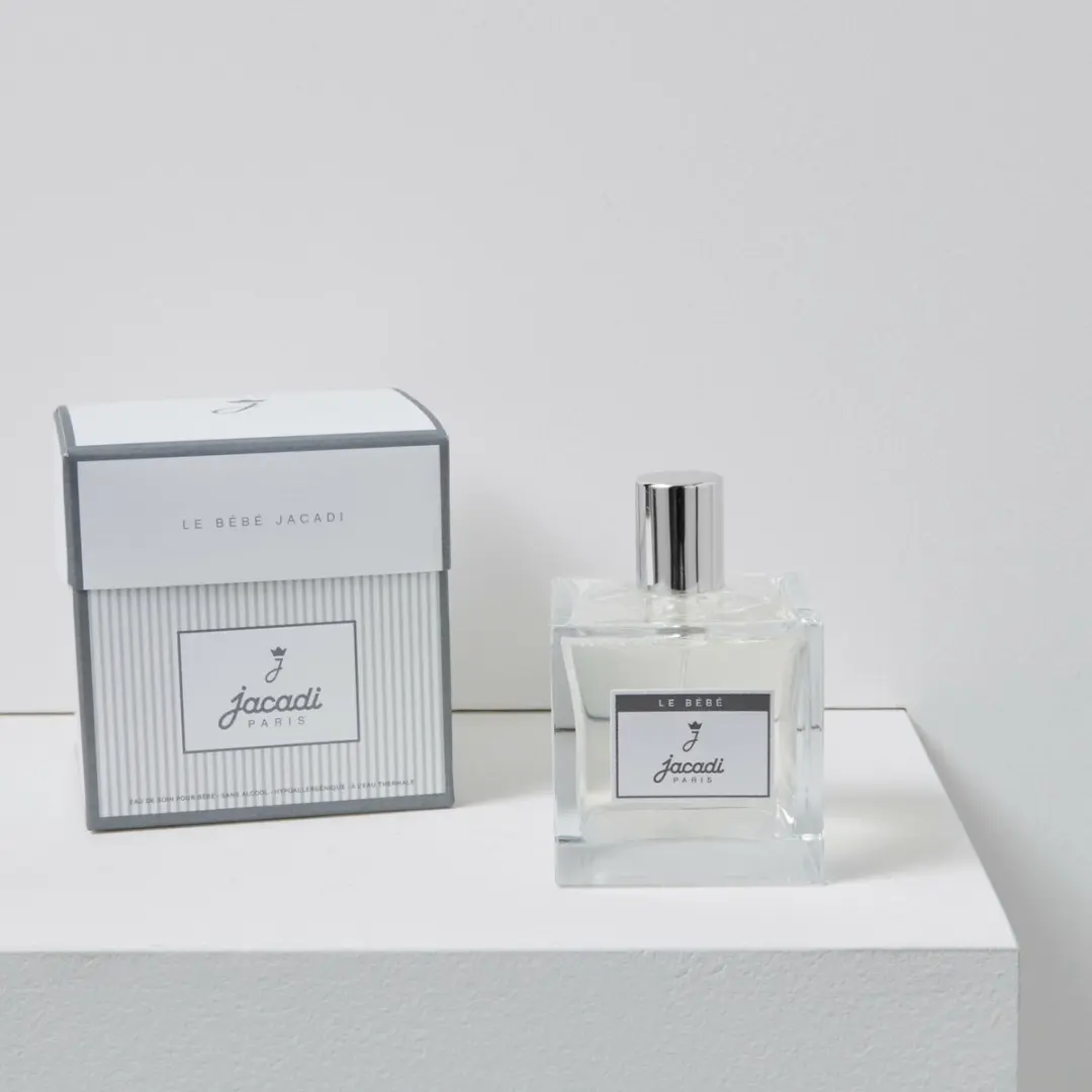 Jacadi Paris Le Bébé Geschenkset - Eau de Soin 100ml & Rammelaar