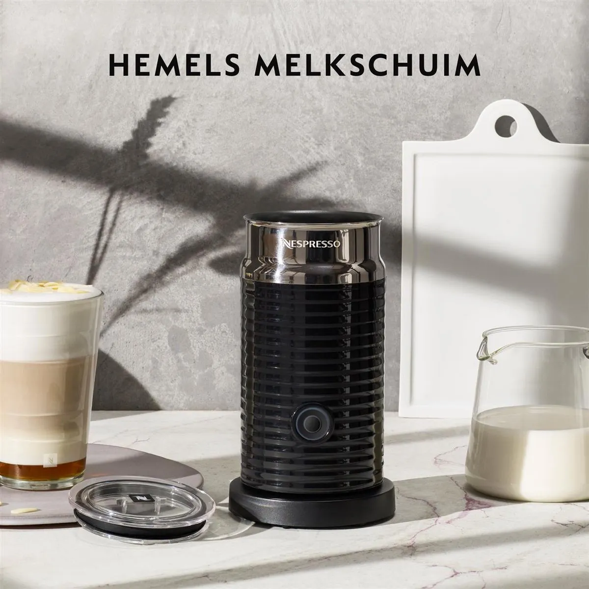 Nespresso Aeroccino 3 Melkopschuimer - 240ml - 3 standen - Rood