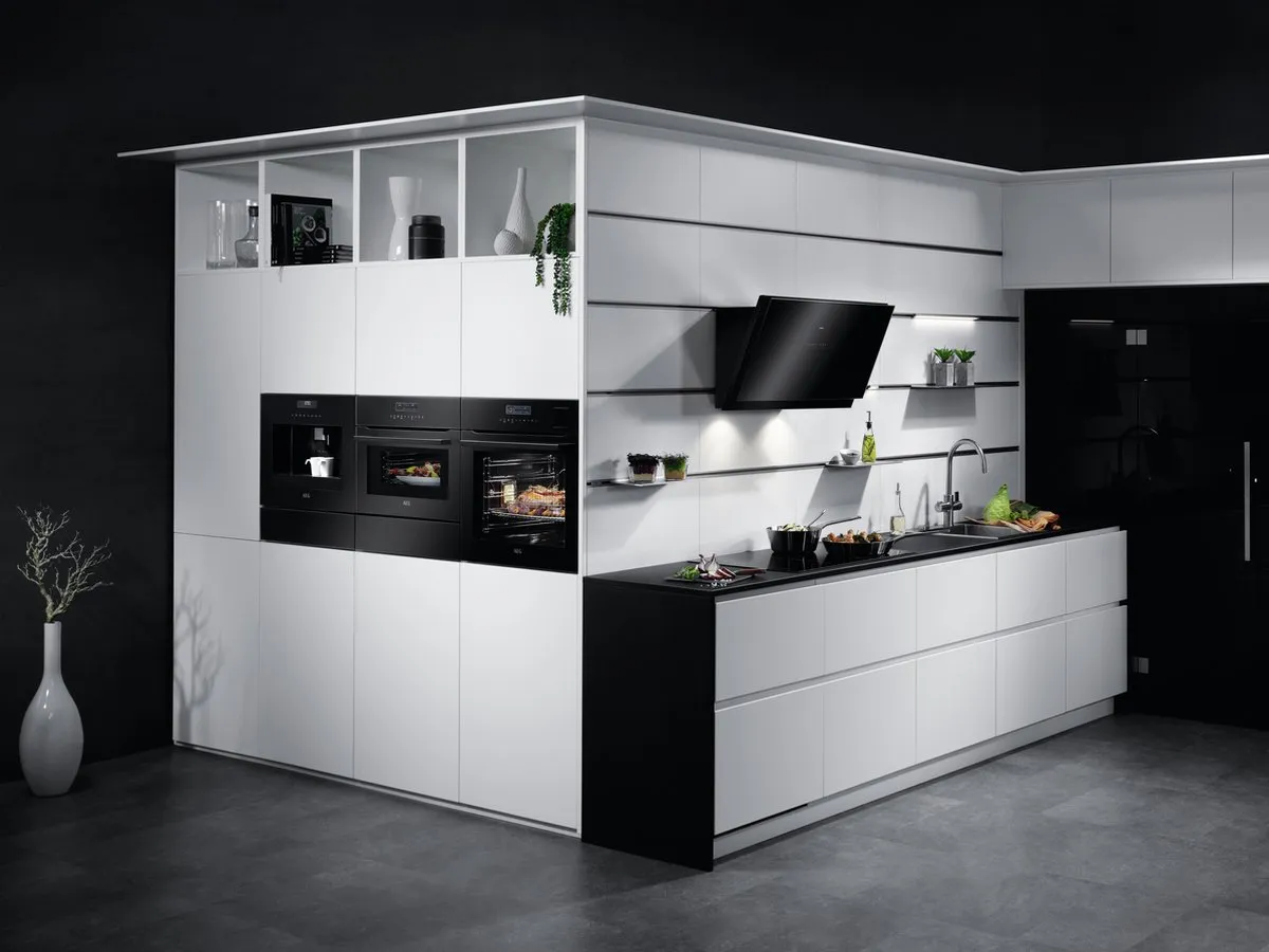 AEG KKE884500B Volledig Automatische Espressomachine - 2 Kopjes - Zwart