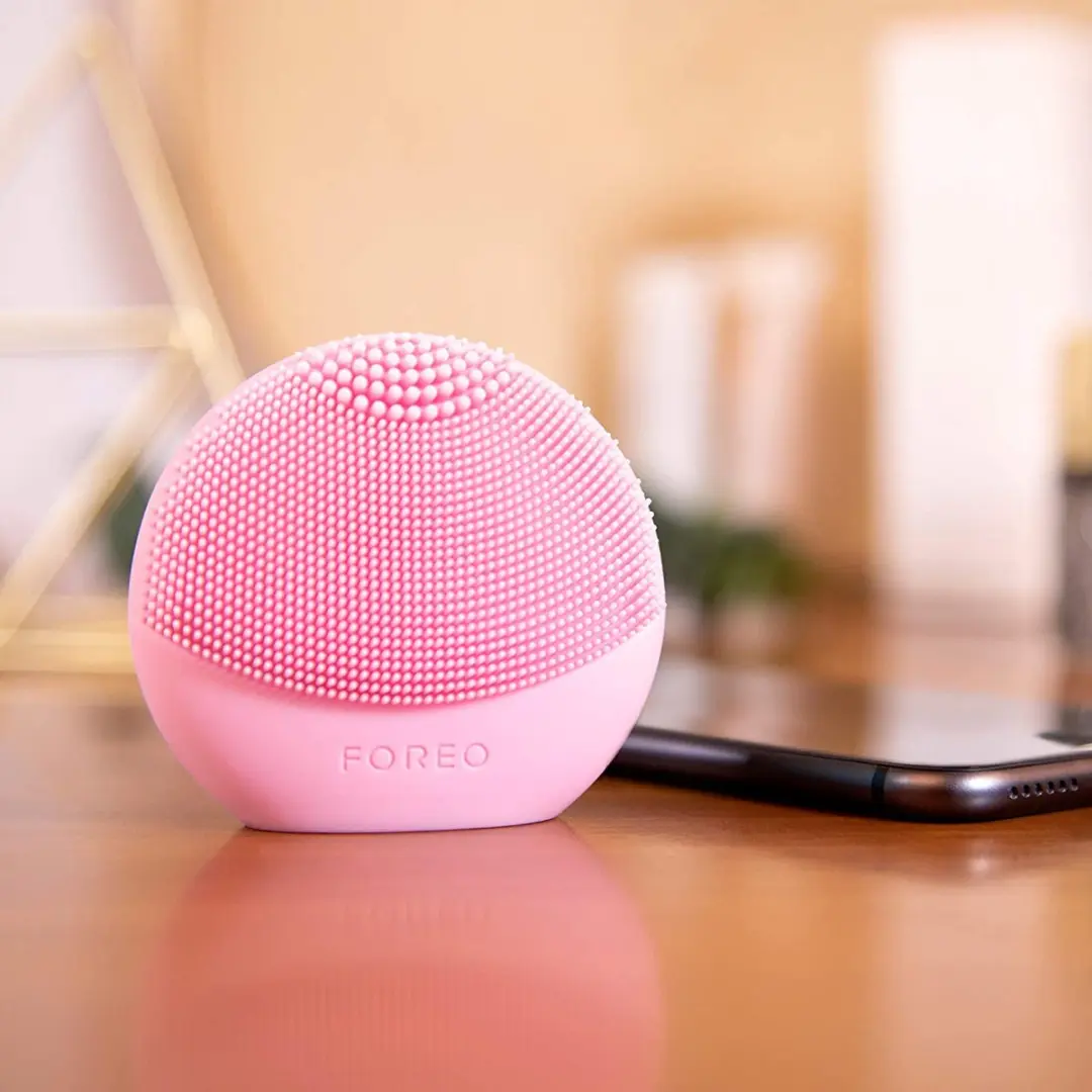 FOREO Gezichtsmassageapparaat - Pink