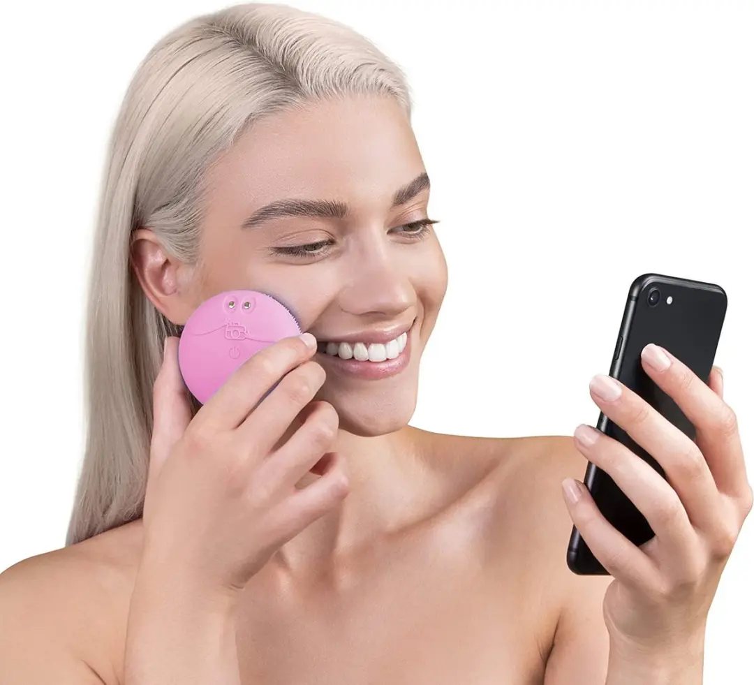 FOREO Gezichtsmassageapparaat - Pink