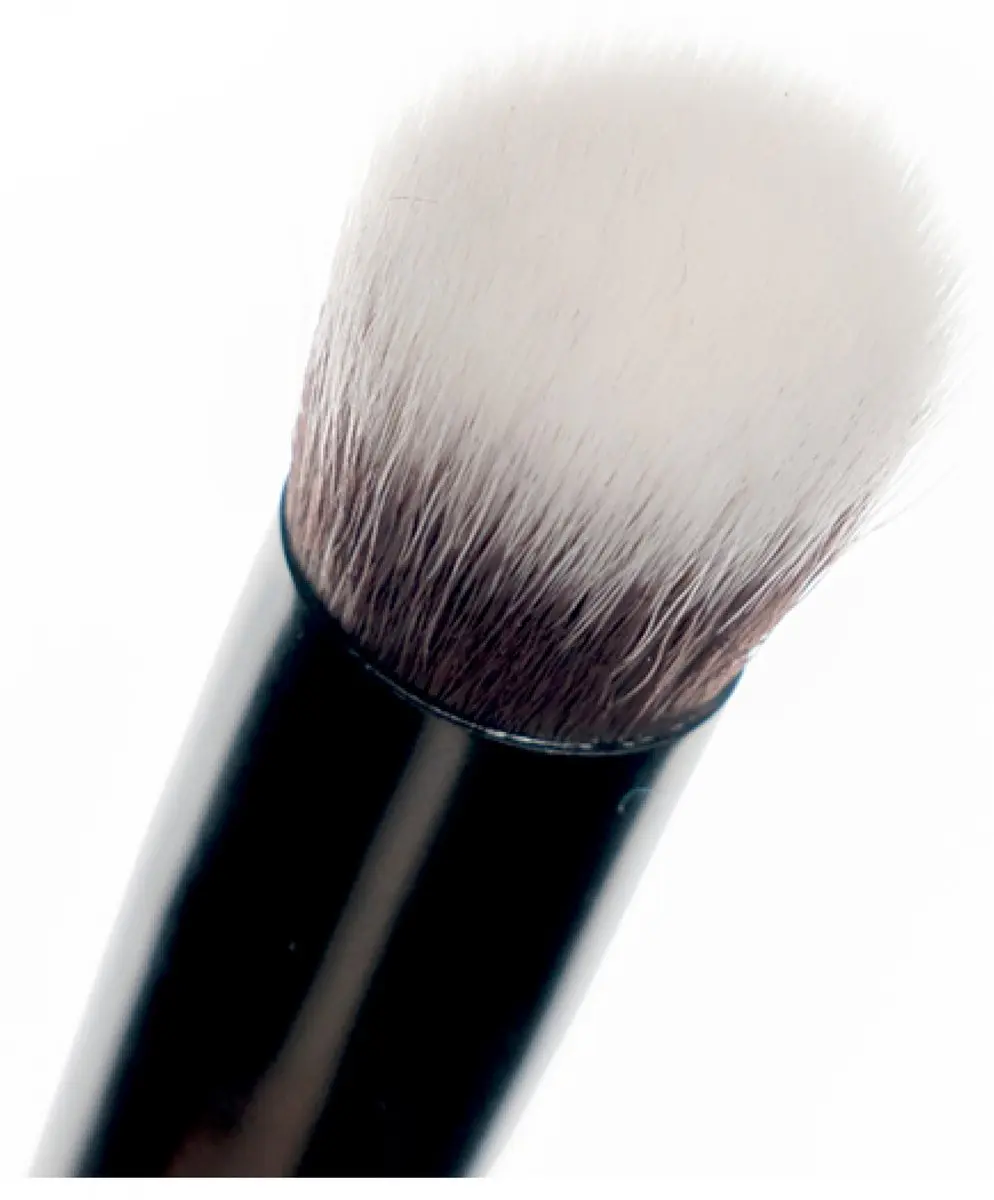 Brushworks No.8 Anti-Dark Circle Brush - Zwart