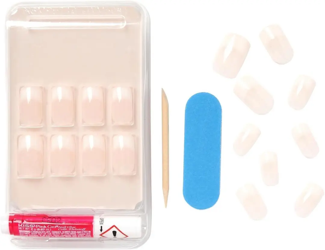 Kiss Acryl Plaknagels Cashmere - 28 Stuks