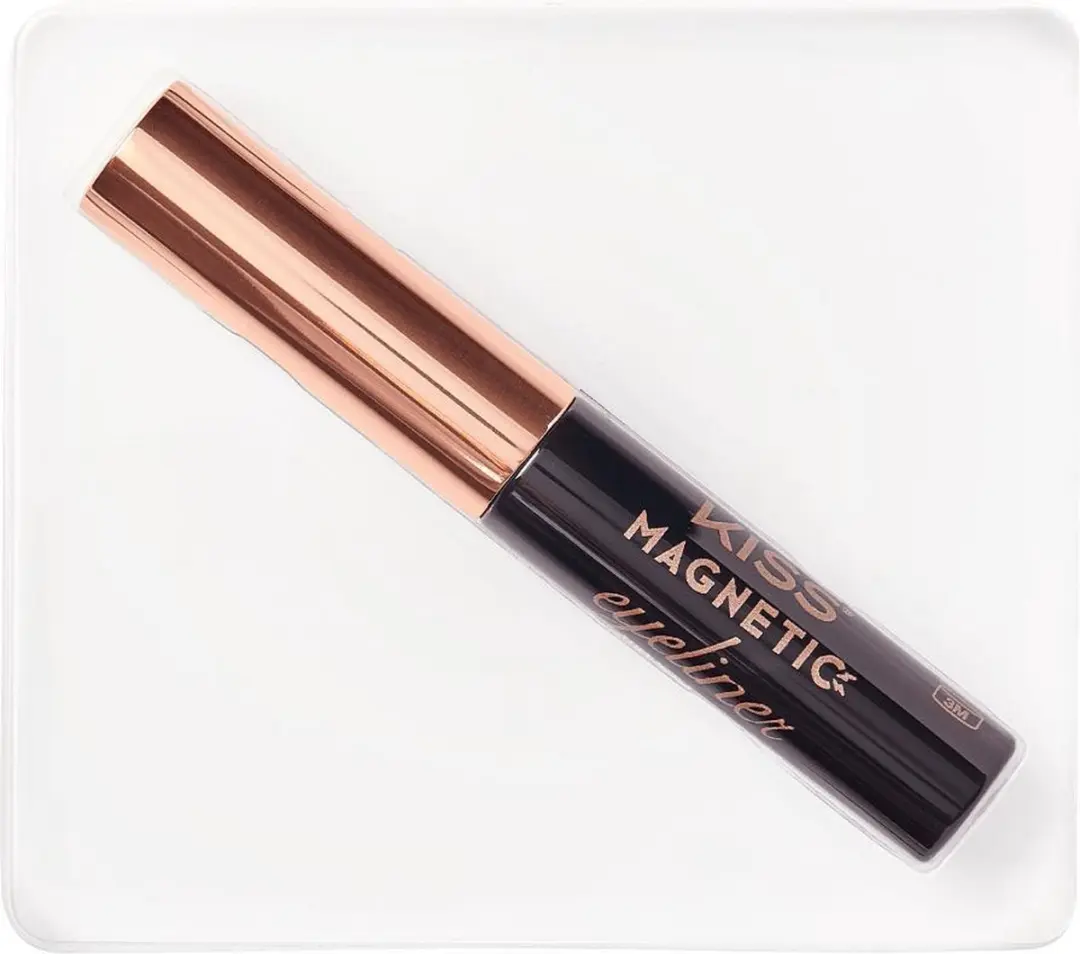 Kiss Wimpers Magnetic Eyeliner Nep Wimpers - Zwart