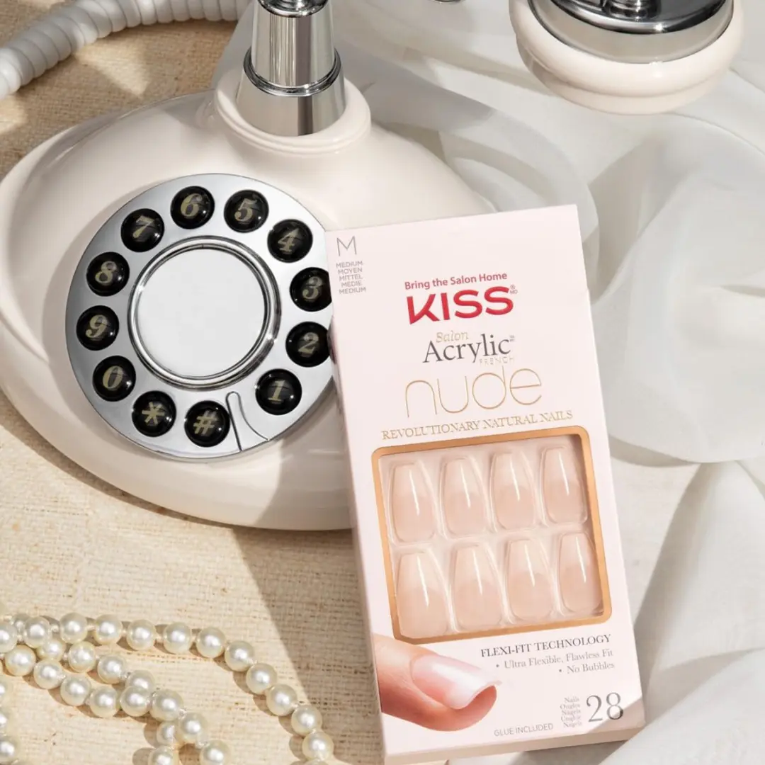 Kiss Leilani Acryl Plaknagels - 28 Stuks