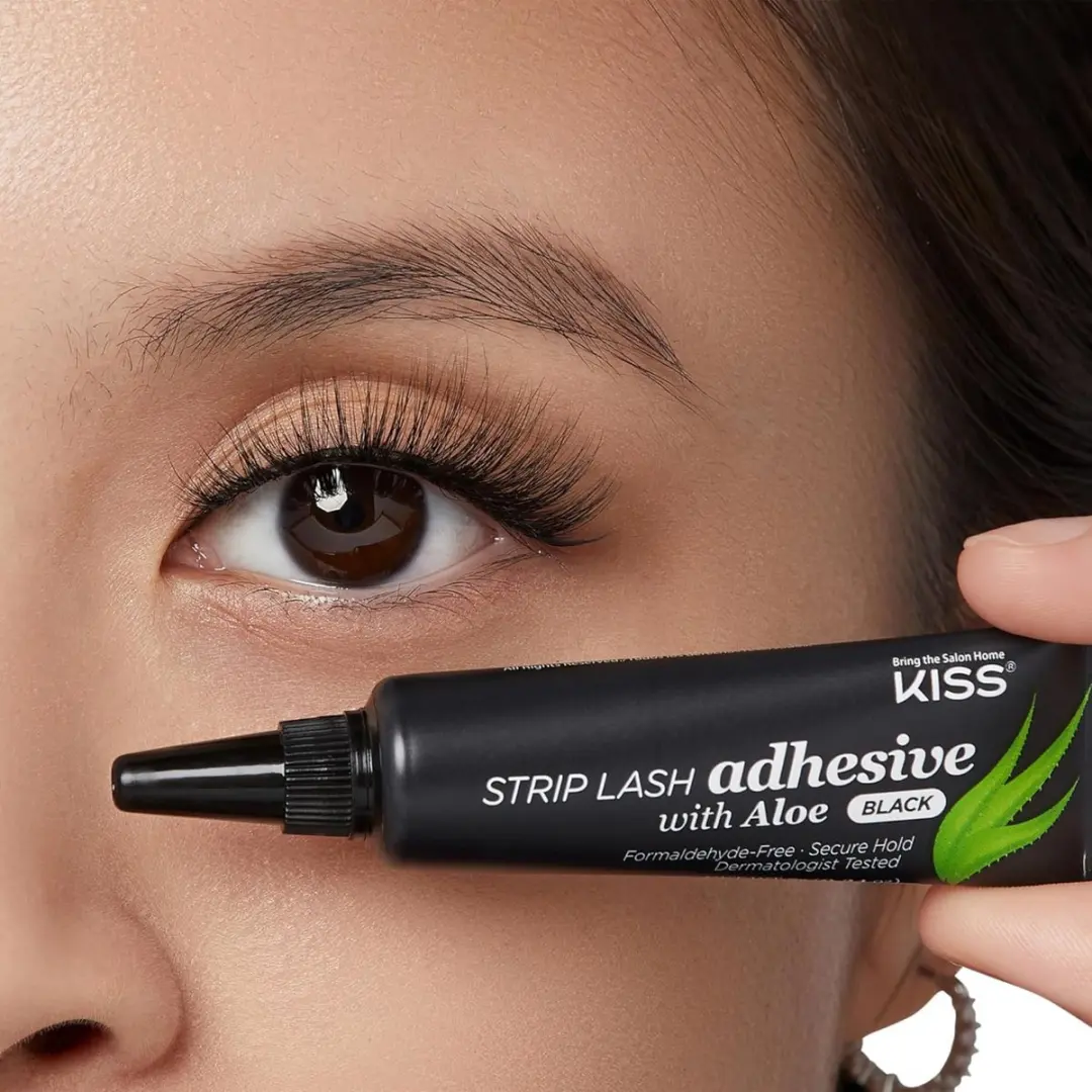 Kiss Wimperlijm Zwart met Aloe Vera 7g