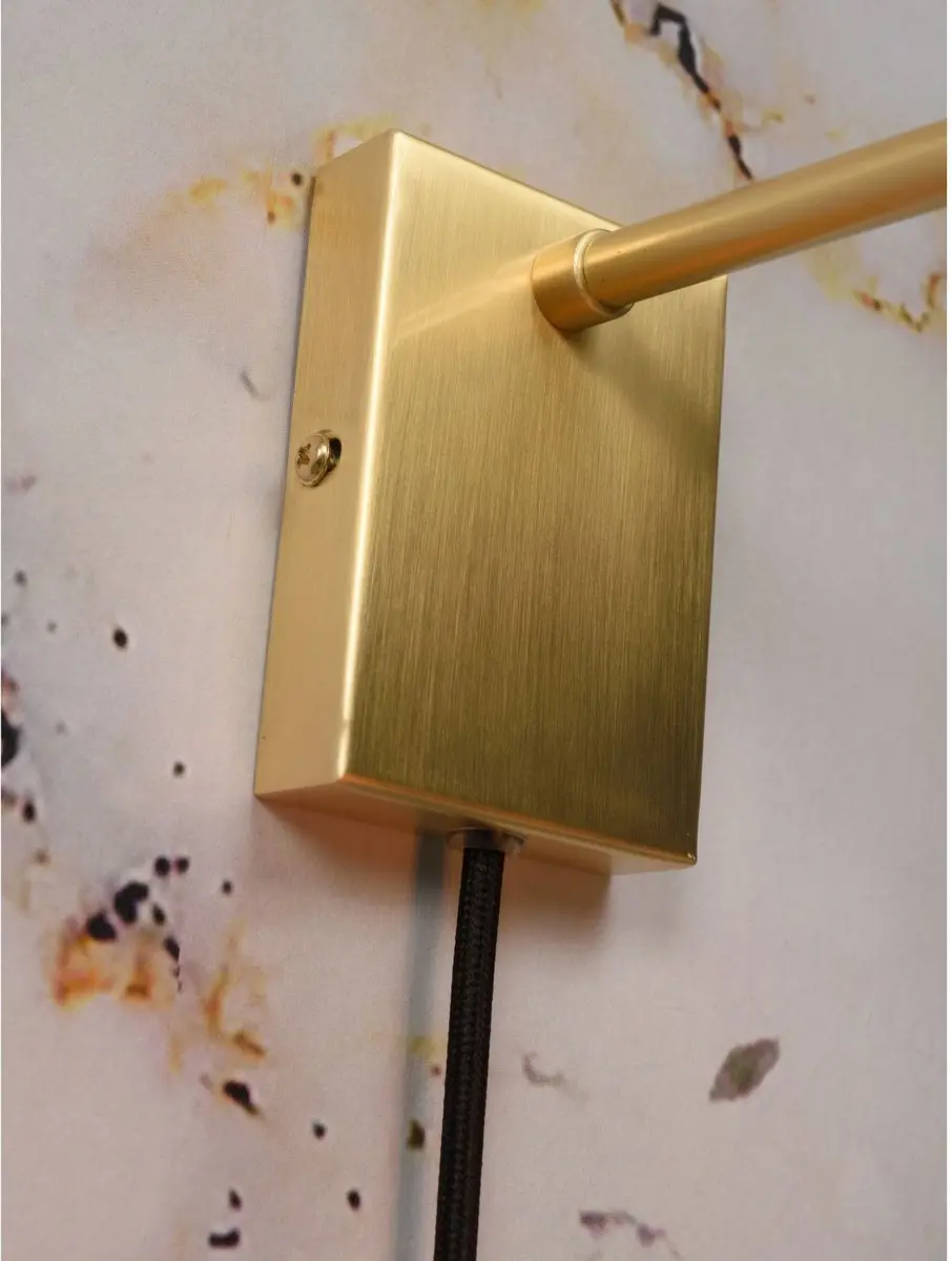 it's about RoMi Wandlamp Madrid Goud - 60W