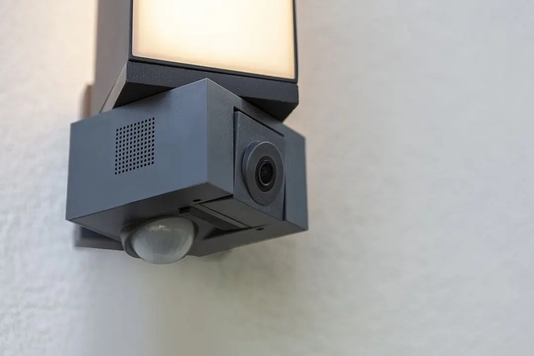 Lutec Connect CUBA Smart Wandlamp - 1000 Lumen 17.3W - Donkergrijs