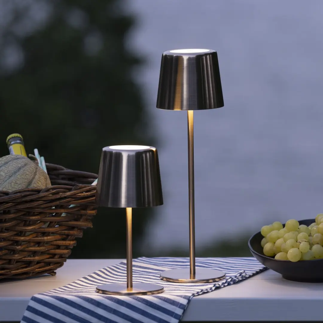 Brilliant Xaana Oplaadbare LED Tafellamp 4W - Rood koper