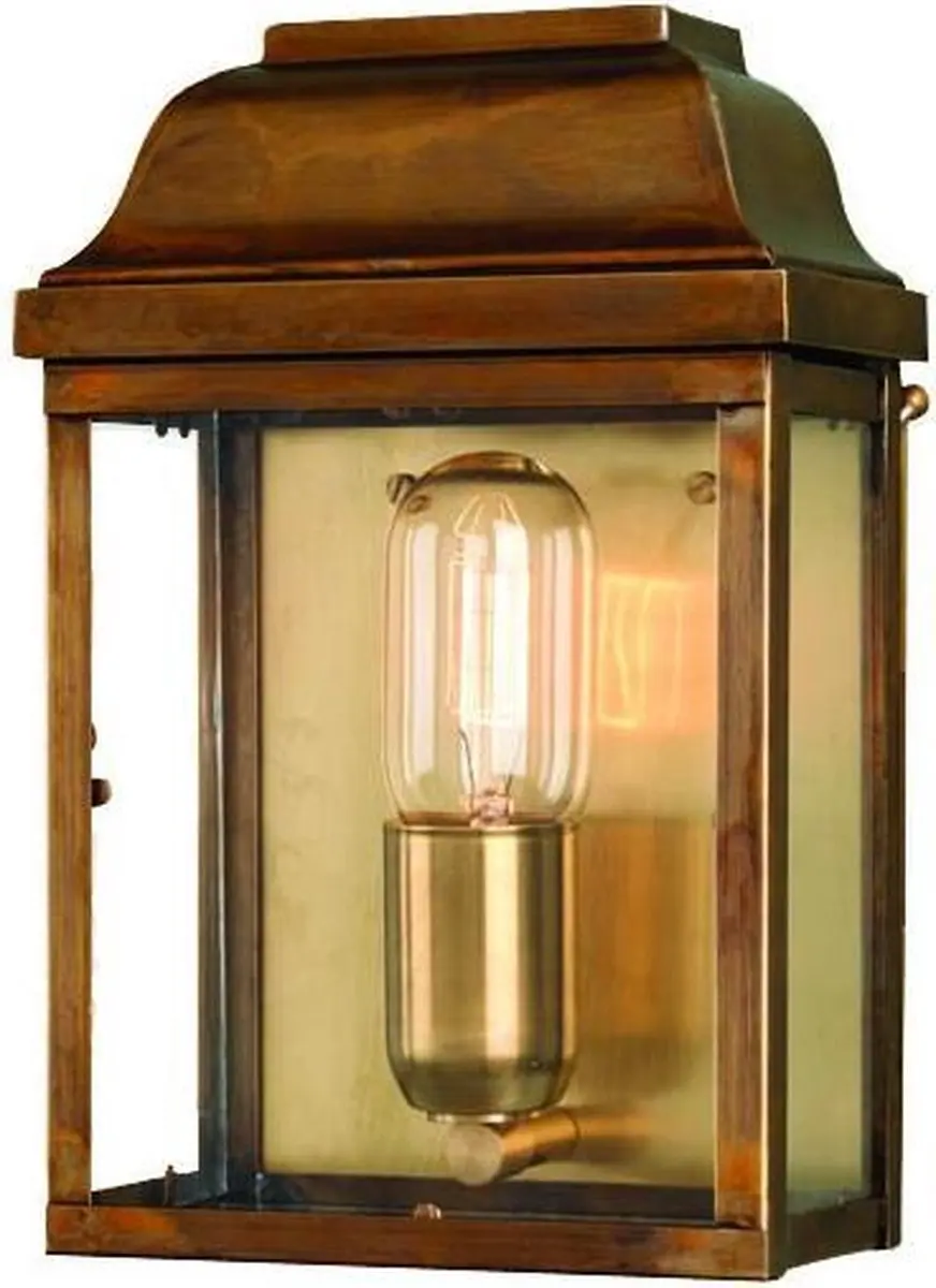 Elstead Lighting Victoria LED Wandlamp E27 60W - IP44 - Dimbaar - Aged Brass - afbeelding 6 van 6