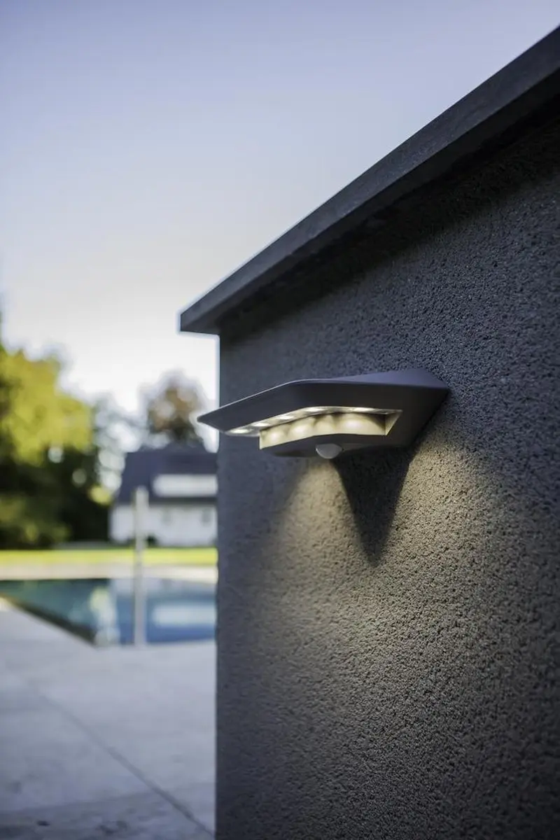 Lutec Ghost Wandlamp Zonnepaneel Sensor 4000K - Ø13,2cm Zilvergrijs