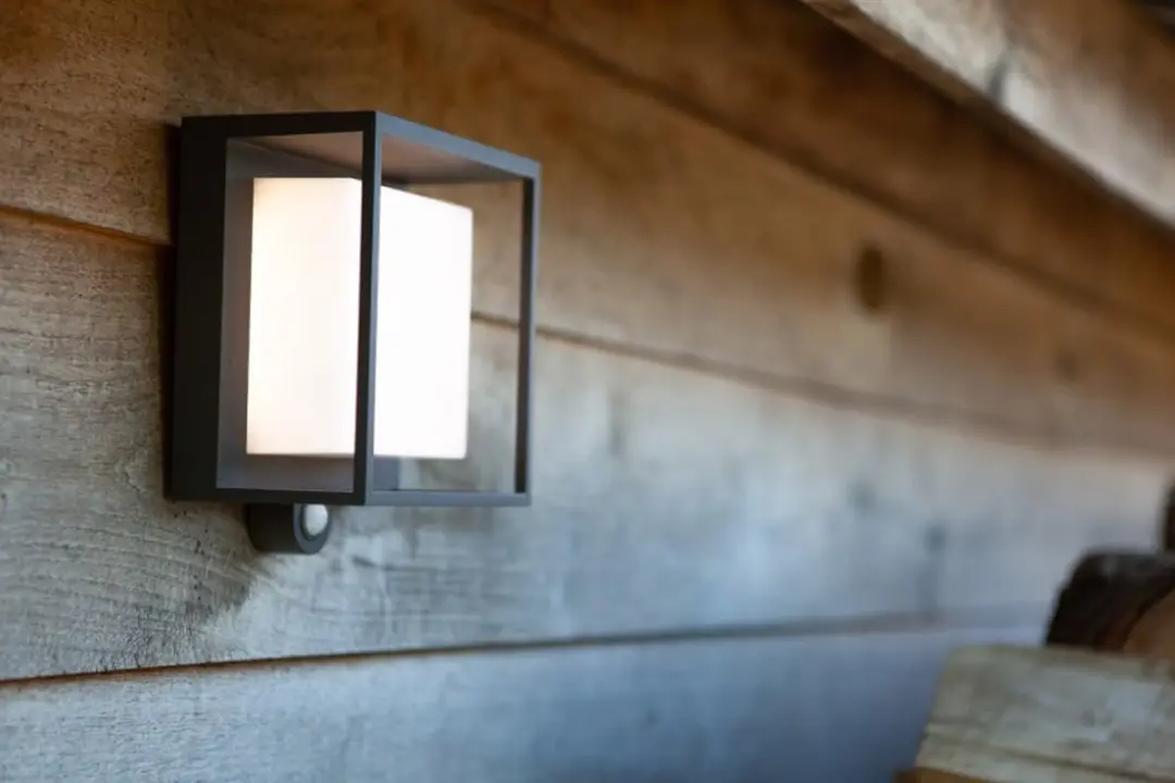 Lutec Curtis LED Solar Wandlamp 3W