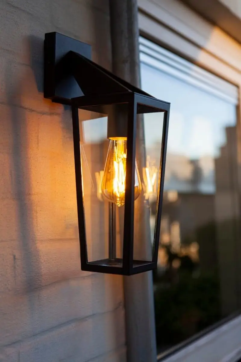 Lutec Pine Wandlamp E27 - Mat Zwart
