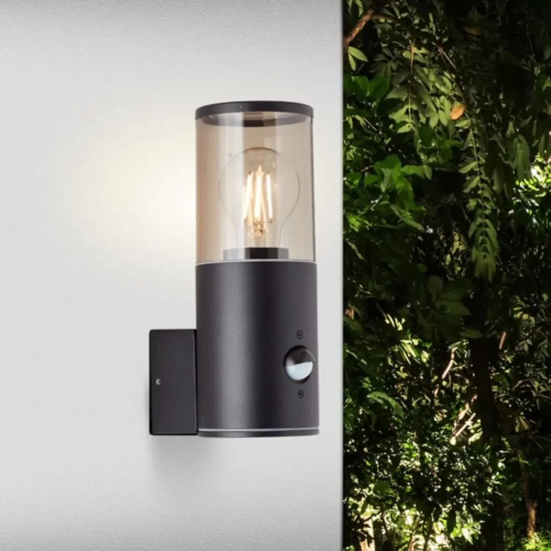 Brilliant Sergioro Buitenlamp Sensor E27 40W - Zwart