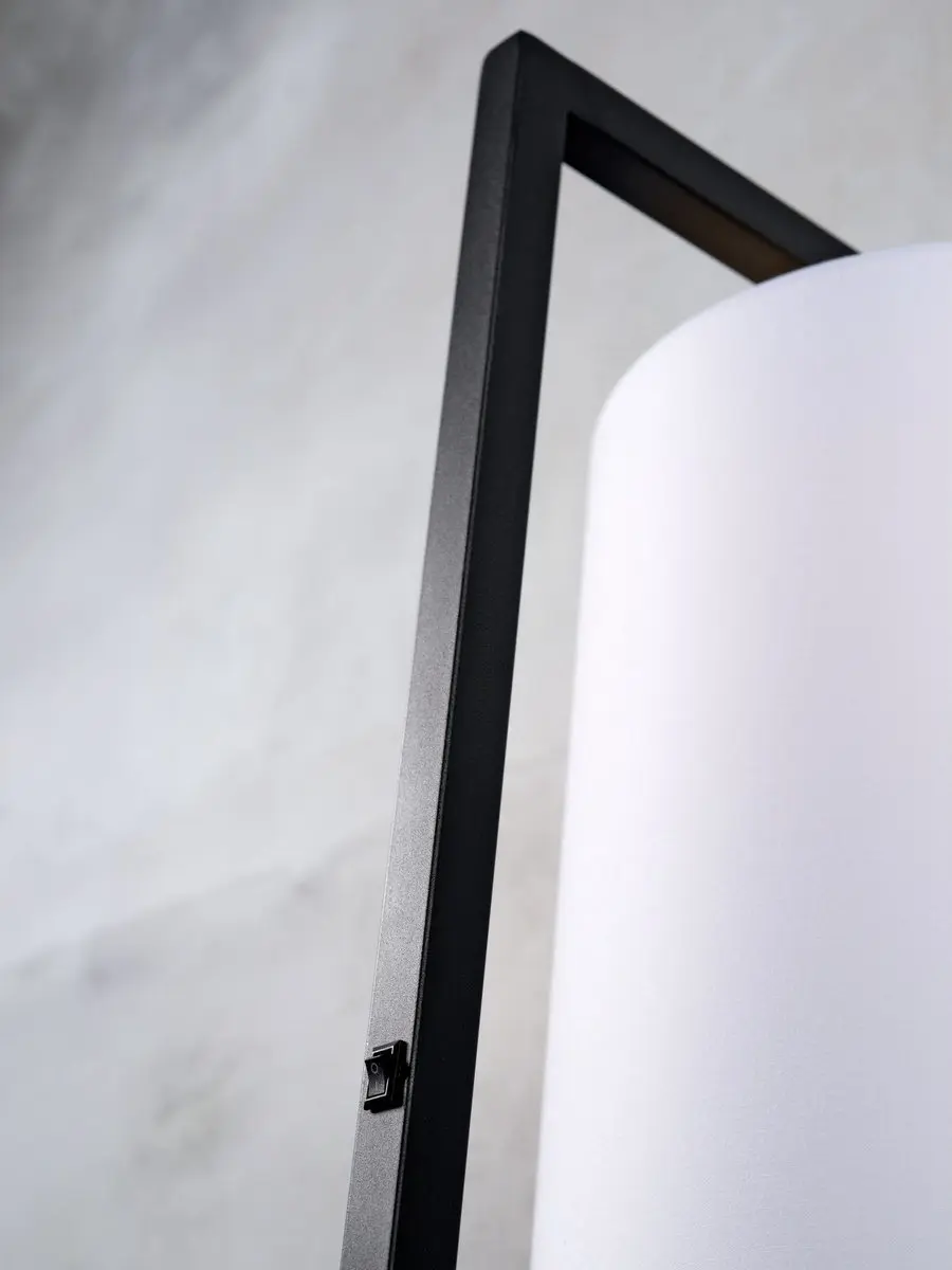 it's about RoMi Boston Vloerlamp - Zwart - 1x60W