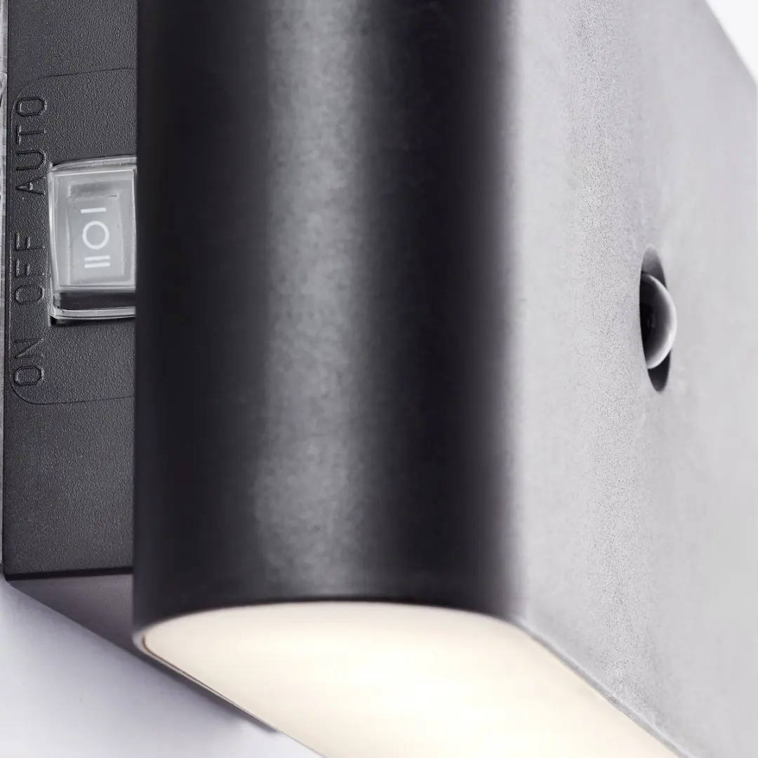 Brilliant Xino Magnetische Wandlamp - 3W LED 300 Lm - Zwart