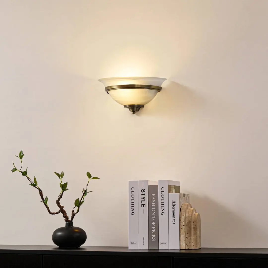 Lindby Wandlamp Glas Metaal 1 Licht E27 - 31cm - Wit Gesatineerd/Oud Messing
