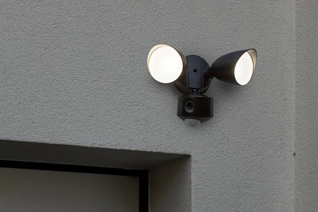 Lutec Connect DRACO Slimme LED Wandlamp Camera Sensor 19W