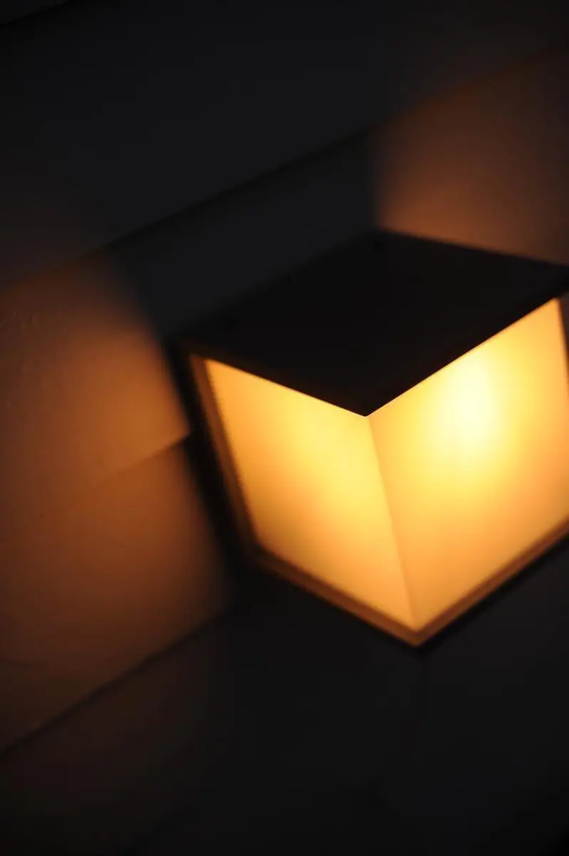 Lutec Box Cube Wandlamp E27 - Donkergrijs