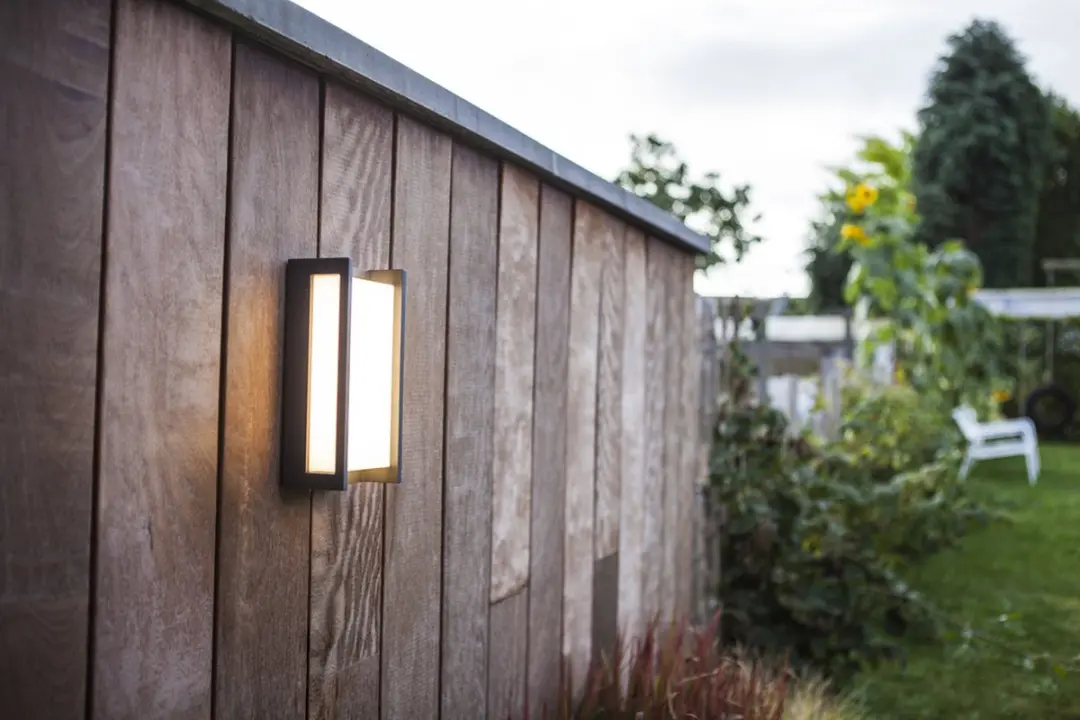 Lutec Connect QUBO LED Wandlamp 16W - Donkergrijs