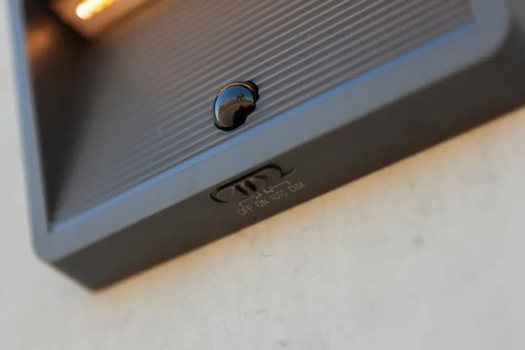 Lutec Linko Solar Wandlamp 11.5W - Antraciet