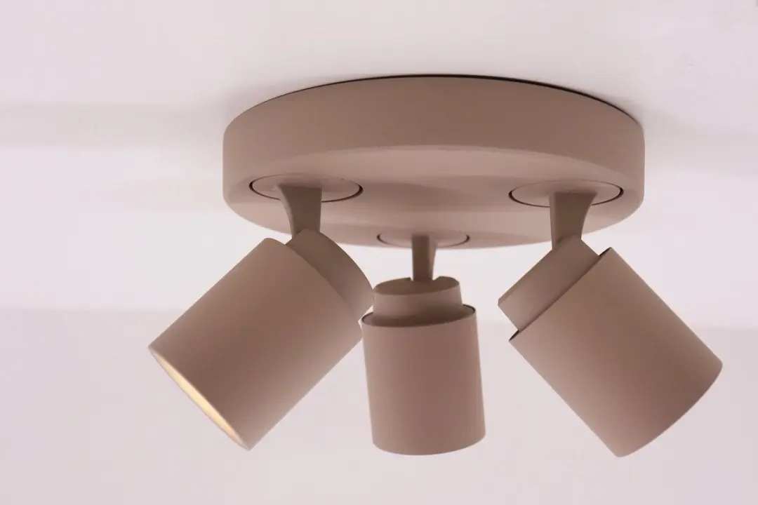 Freelight Razza Opbouwspot 3-lichts - Ø21cm - Crème