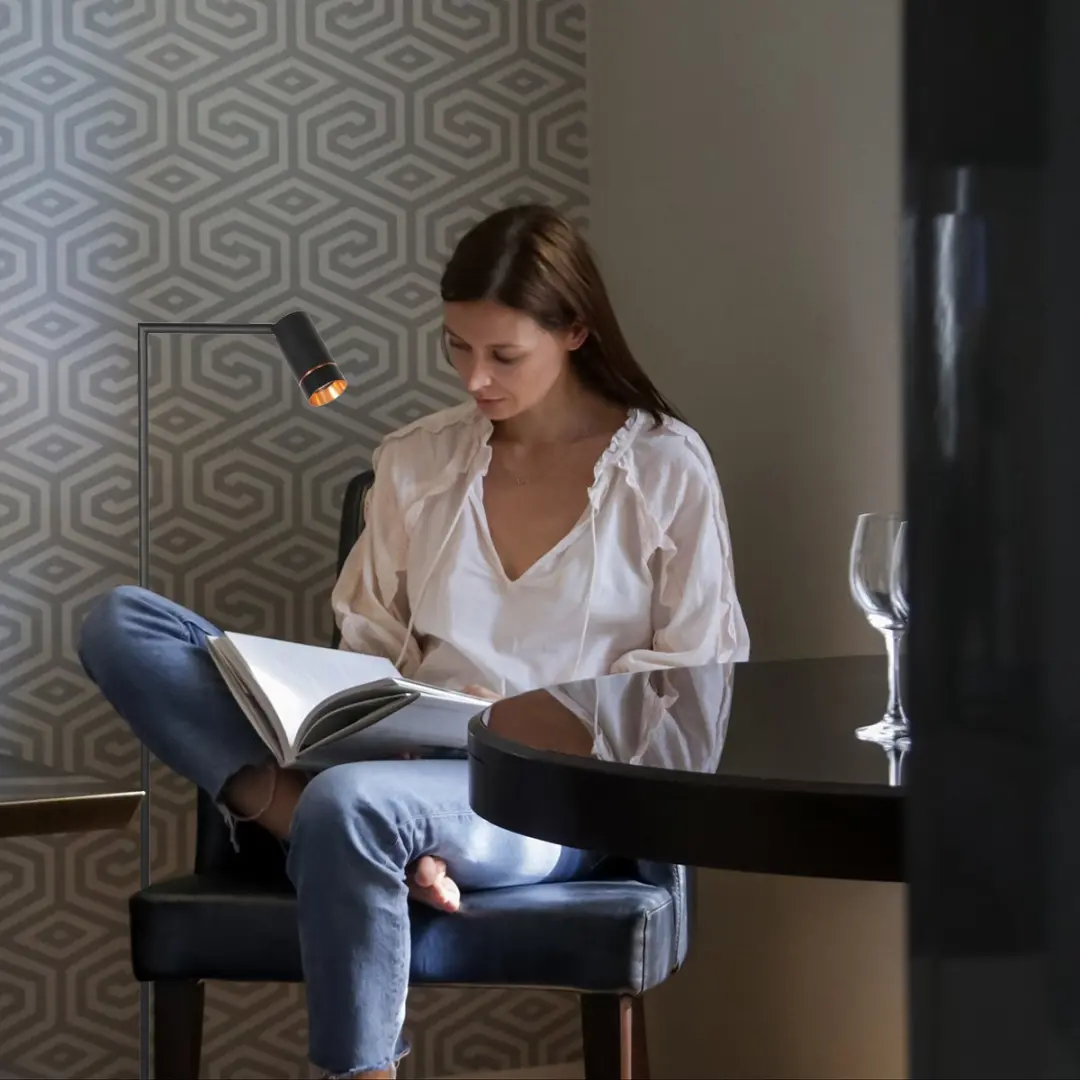 Steinhauer DownLume 4333ZW Vloerlamp - Zwart - 130cm - afbeelding 6 van 6