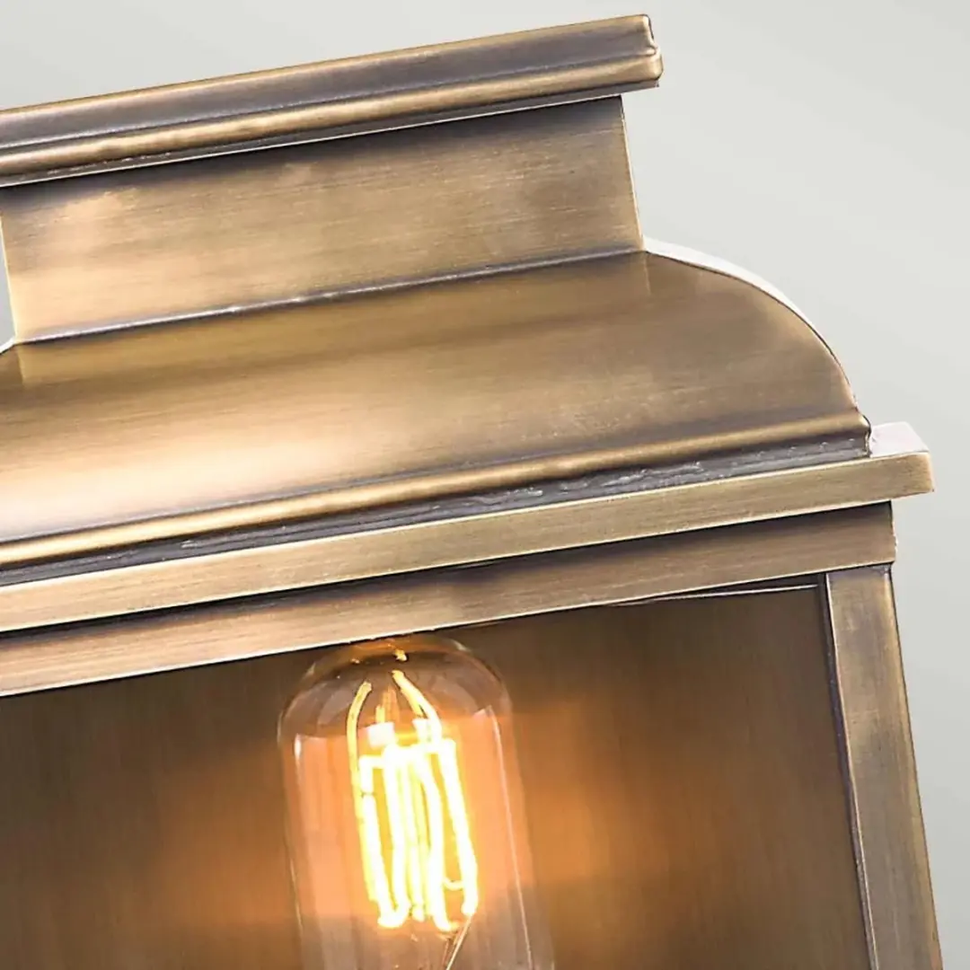 Elstead Old Bailey LED Wandlamp E27 60W - IP44 - Dimbaar - Aged Brass