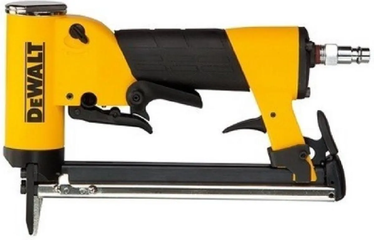 DeWalt DPS8016 Pneumatische nietentacker 4-16mm