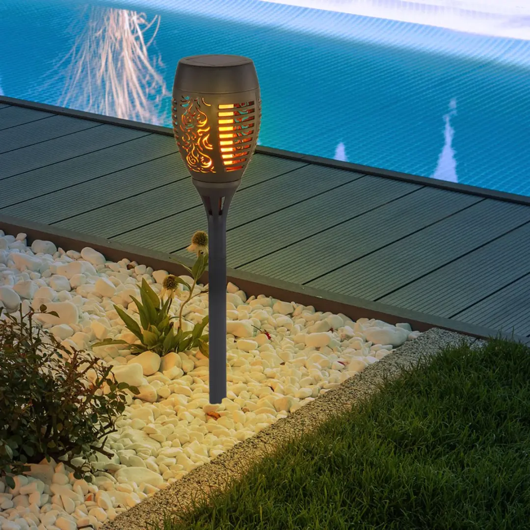 Globo Solarlamp Brandeffect Insteeklamp Zwart - 9,5x49,5cm