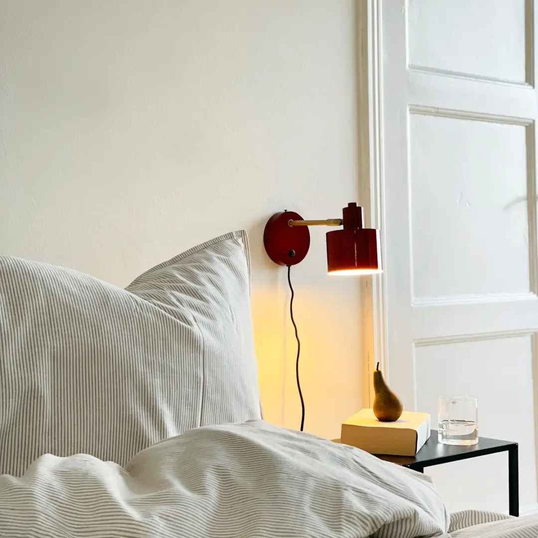 Dyberg Larsen Wandlamp Ocean H11,5cm - 6W - 30cm Ø - Donkerrood/Messing