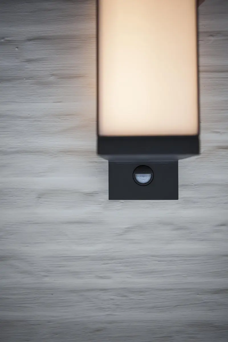 Lutec Cuba LED Wandlamp Buiten Sensor - 14W Warm Wit