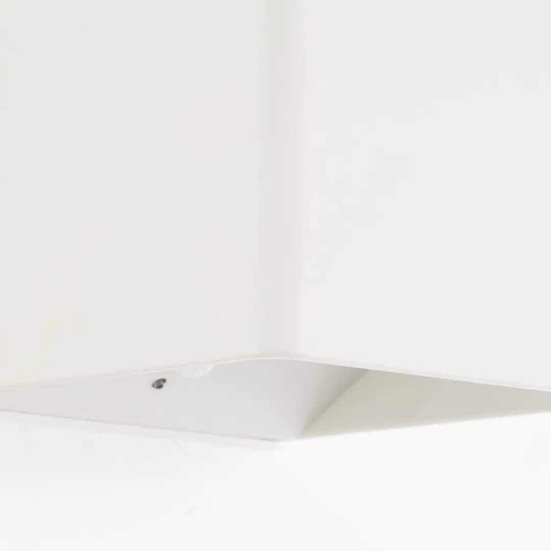 Brilliant Iseo Oplaadbare Wandlamp - 4W 300 Lm - IP44 - Wit - afbeelding 6 van 6