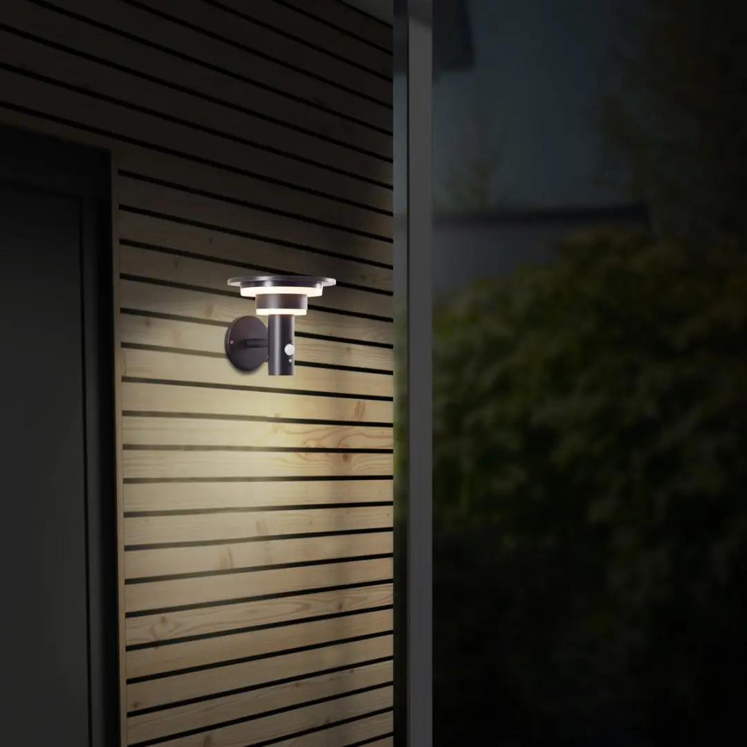 Brilliant Garvina LED Buiten Wandlamp 3W - 430lm - Zwart