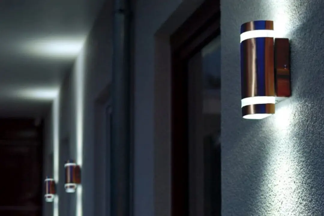 Lutec Focus Wandlamp 2xGU10 IP44 - Zilver