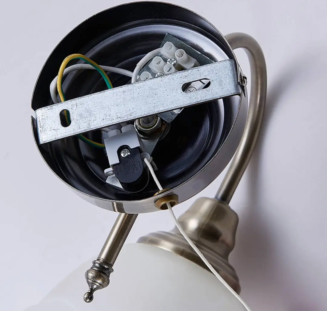 Lindby Wandlamp Antiek Messing Wit - 1 Lichtpunt E14