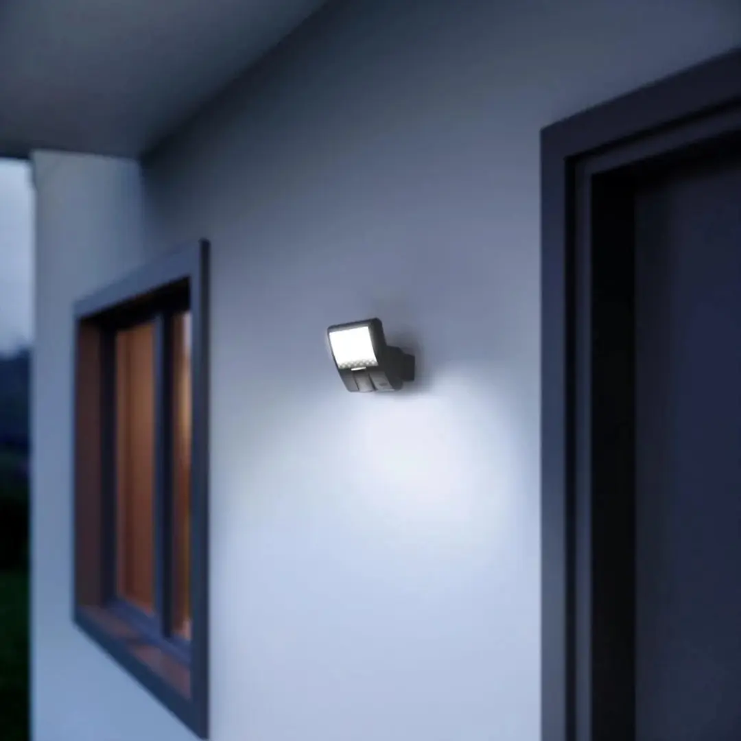 Steinel Sensor Buitenspot XLED Curved Antraciet 9.3W - afbeelding 6 van 6