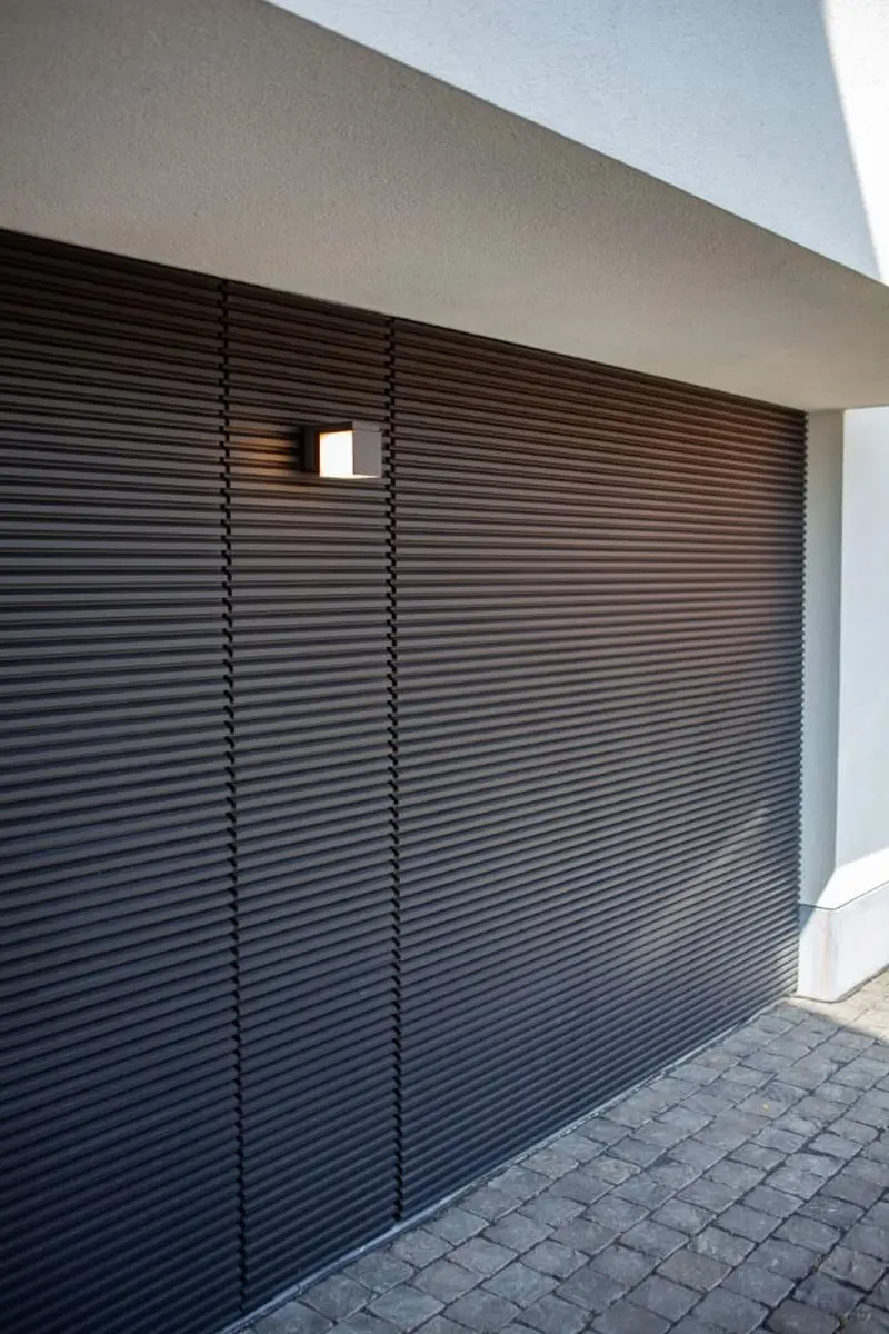 Lutec Cuba Wandlamp Buiten Aluminium 3000K - Donkergrijs - afbeelding 6 van 6