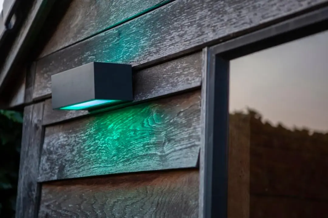 Lutec Connect Gemini Wandlamp RGBW 17W - Donkergrijs - afbeelding 6 van 6