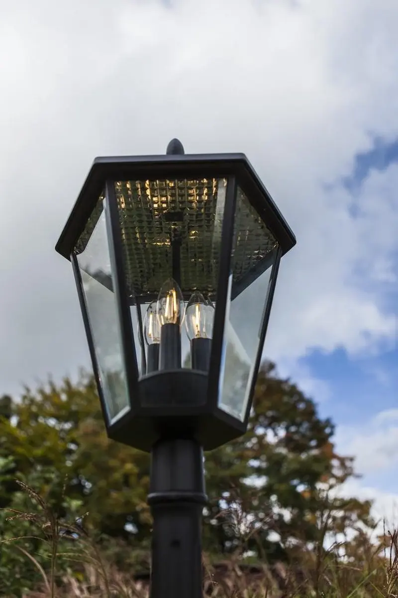 Lutec London Solar Lantaarnpaal - 3x6W - Zwart