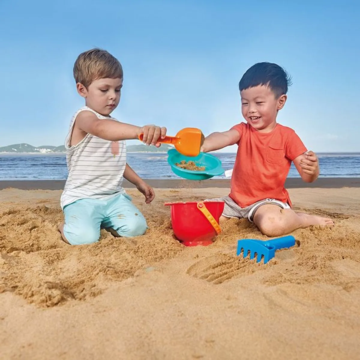 Hape Strand Basics E4056 - Multikleur
