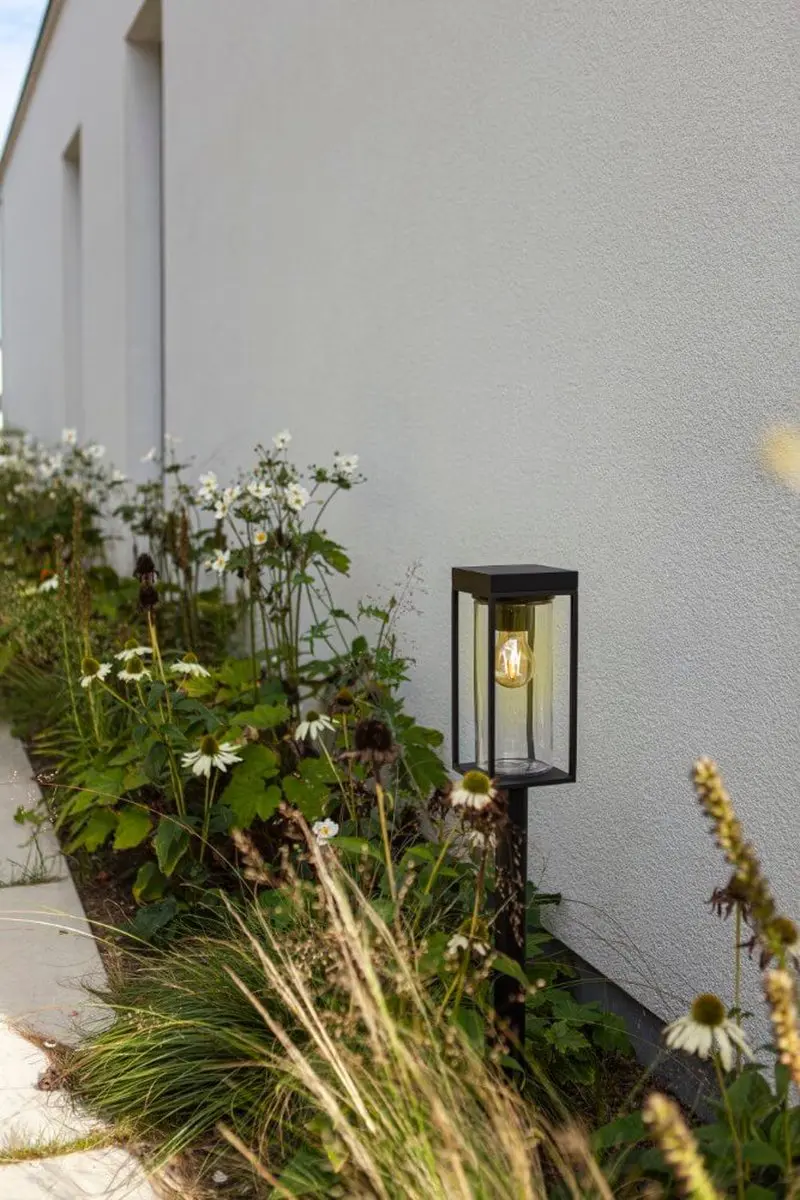 Lutec Flair Solar Buitenlamp 2W Warm Wit - Zwart - afbeelding 6 van 6