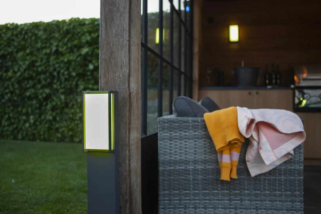 Lutec Connect QUBO LED Smartverlichting 16W - Zwart